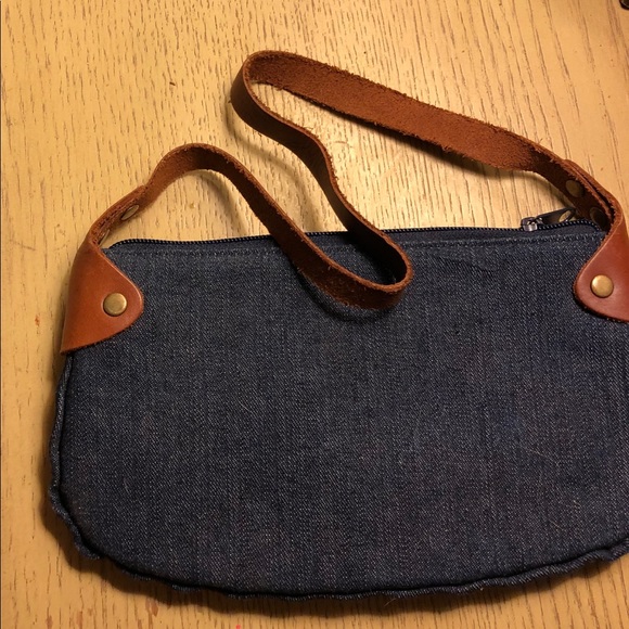 Purse - Picture 2 of 3